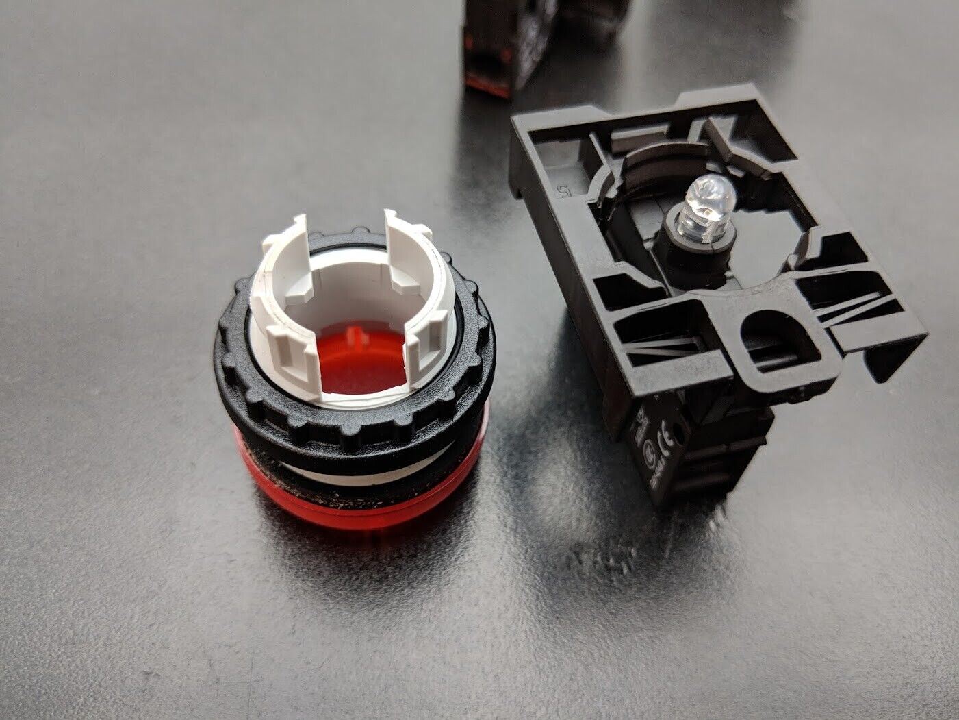 4x Eaton Industrial Machine Red LED Panel Light M22-LED 12-30VAC 5-14mA 22mm