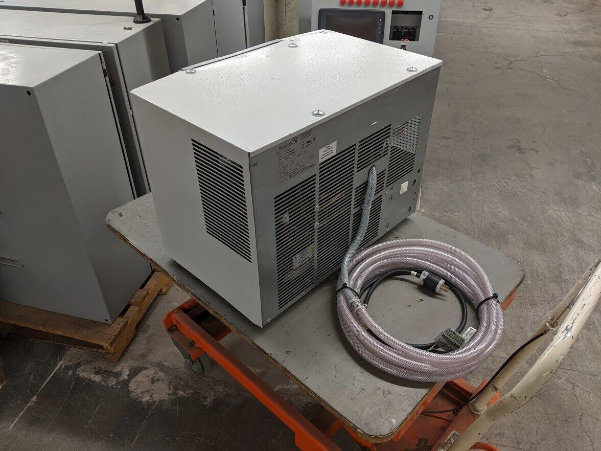 Pfannenberg Cabinet Air Conditioner DDT 6201 Top Mounted Cooling Unit 1000W 120V