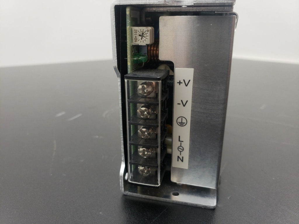 Omron Power Supply S8JX-G15024CD Din-Mounted 150 Watts 6.5A 24V Out 100-240V In