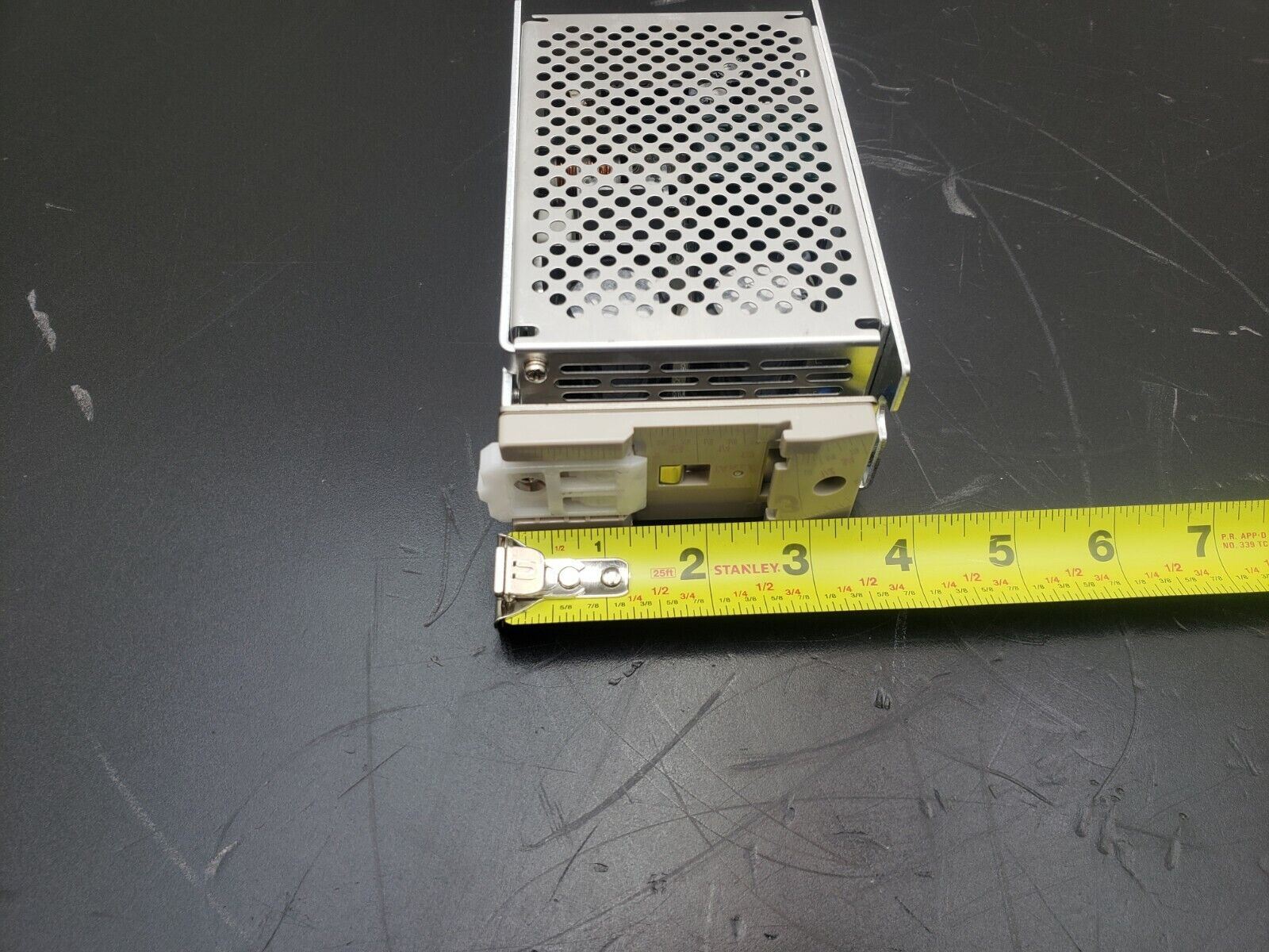Omron Power Supply S8JX-G15024CD Din-Mounted 150 Watts 6.5A 24V Out 100-240V In
