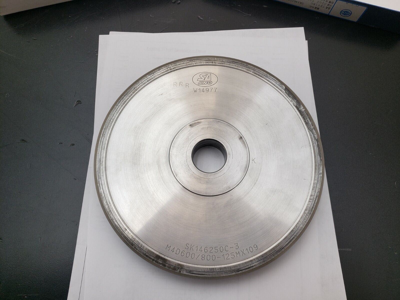 New KGW Super Abrasive Diamond Grinding Wheel Wheel M4D600/800-125MX109