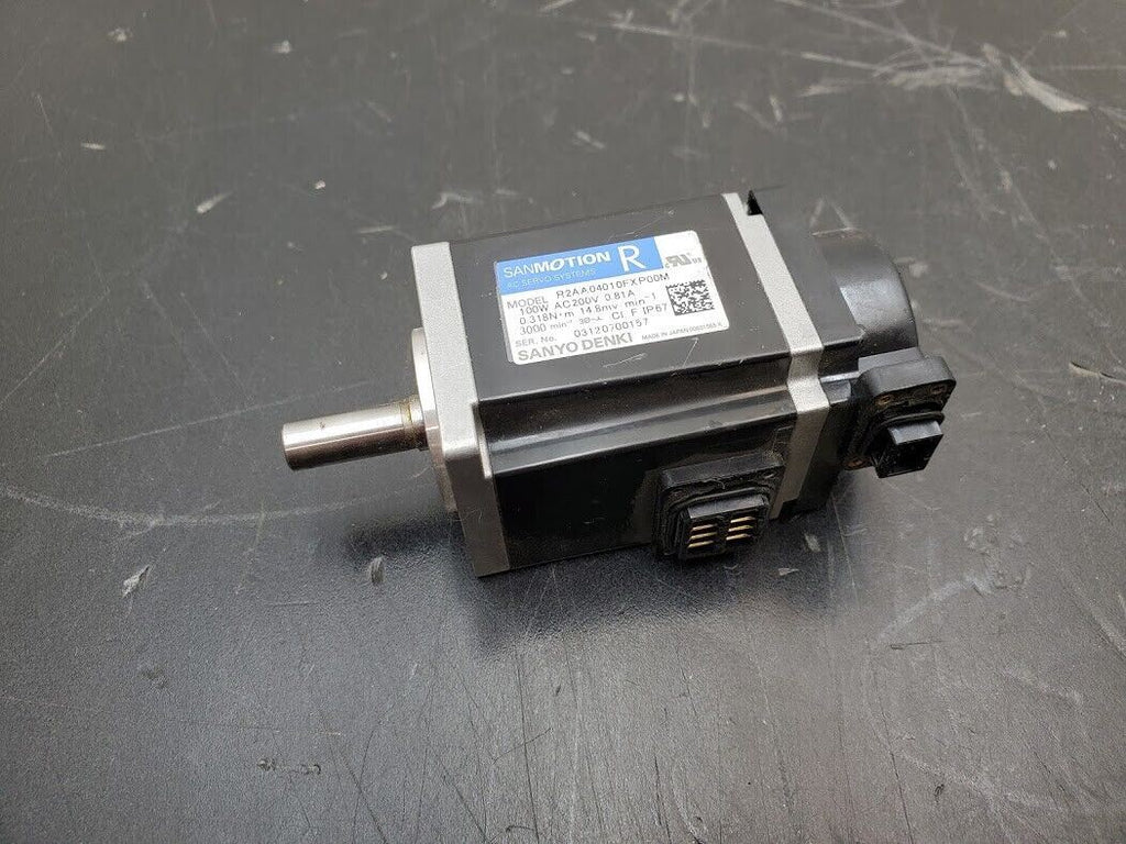 Sanmotion Sayo Denki R2AA04010FXP00M Servo Motor 100W AC200V .8A 3000RPM