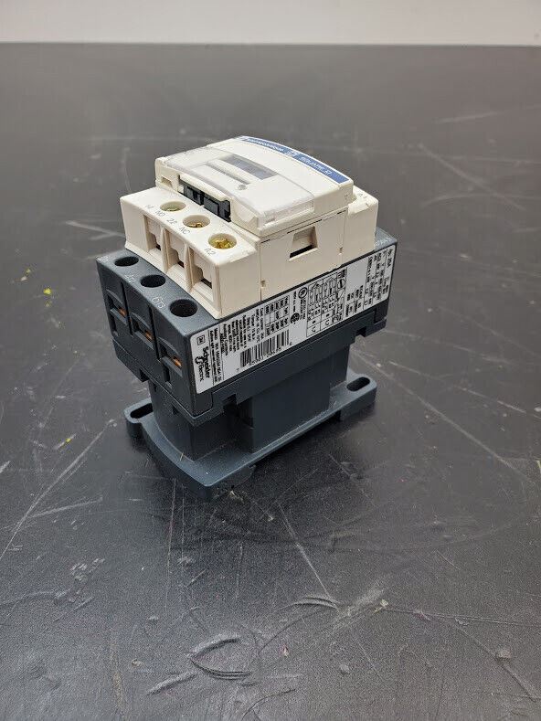 TELEMECANIQUE LC1D09 Contactor 200-600V 1PH or 3PH 2-5kW w/ 120VAC Coil DIN Rail