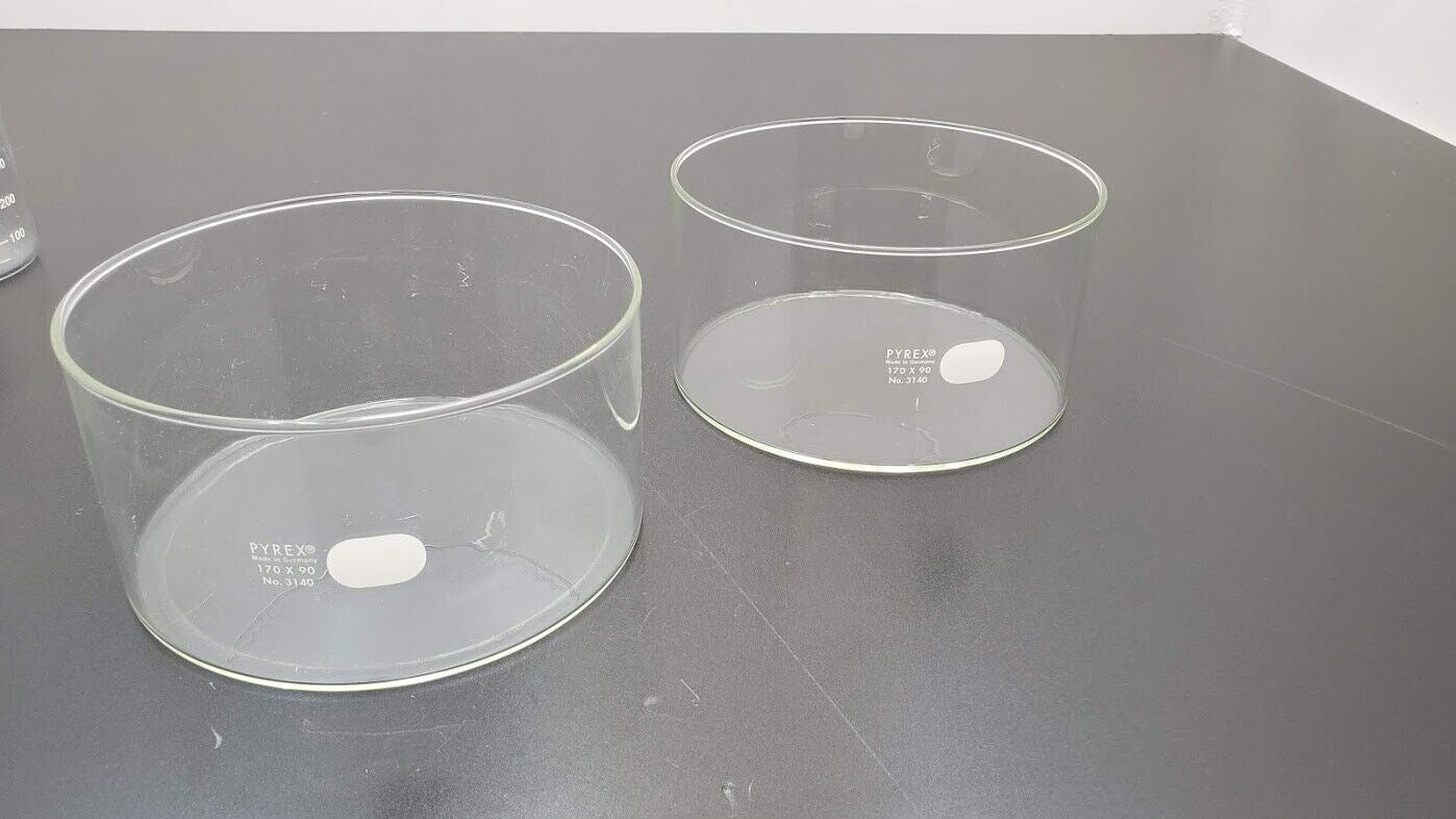 Lot of Pyrex Kimax VWR Borosilicate Glass Cylinder, Beaker, Funnel, Dish, Tongs