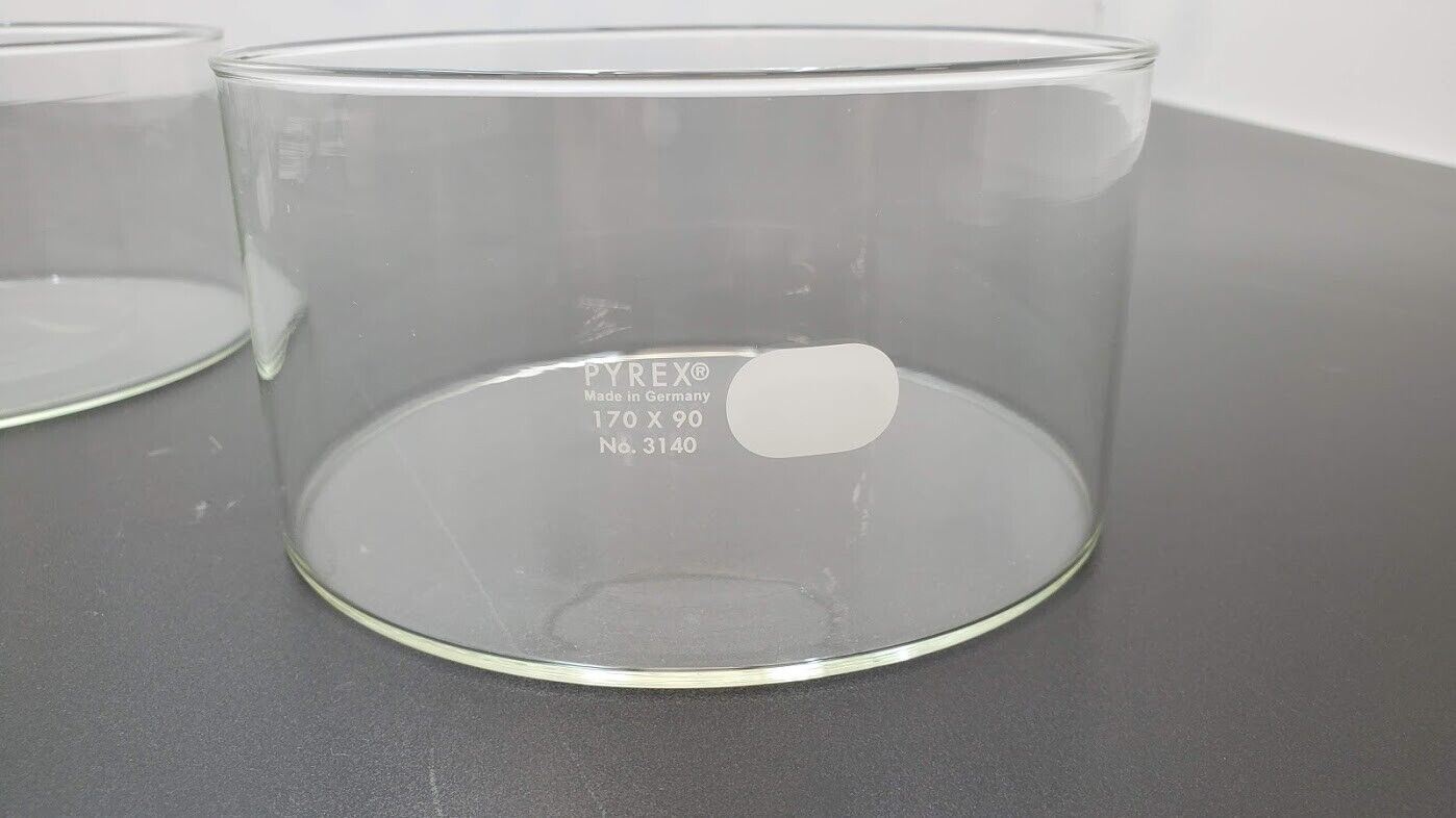 Lot of Pyrex Kimax VWR Borosilicate Glass Cylinder, Beaker, Funnel, Dish, Tongs