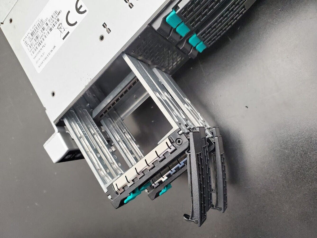 Intel Server Storage H2216XXKR 16x SFF HDD 8x Xeon E5-2680 256Gb DDR3-1600 Ram B