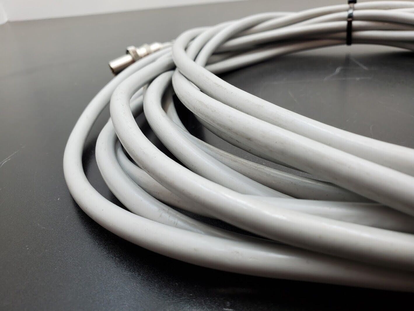 Bruel & Kjaer AO 0028 Microphone Extension Cable Preamplifier to Spec 10m 30ft J