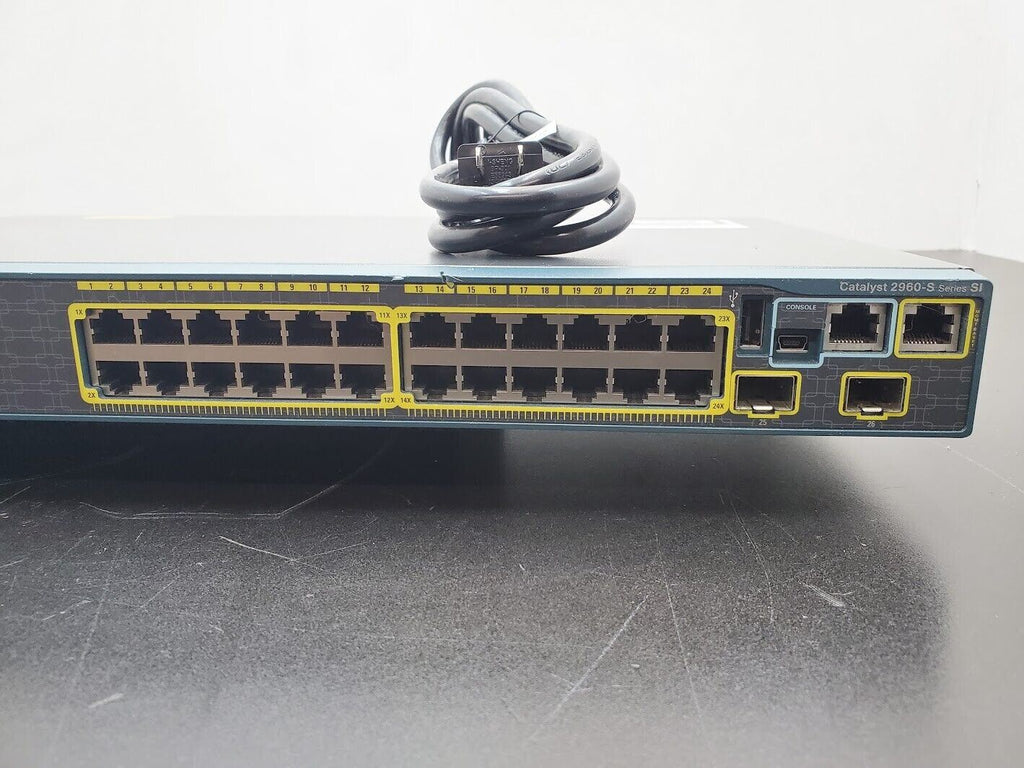 Cisco WS-C2960S-24TS-S - 24 Port Gigabit LAN Lite Switch