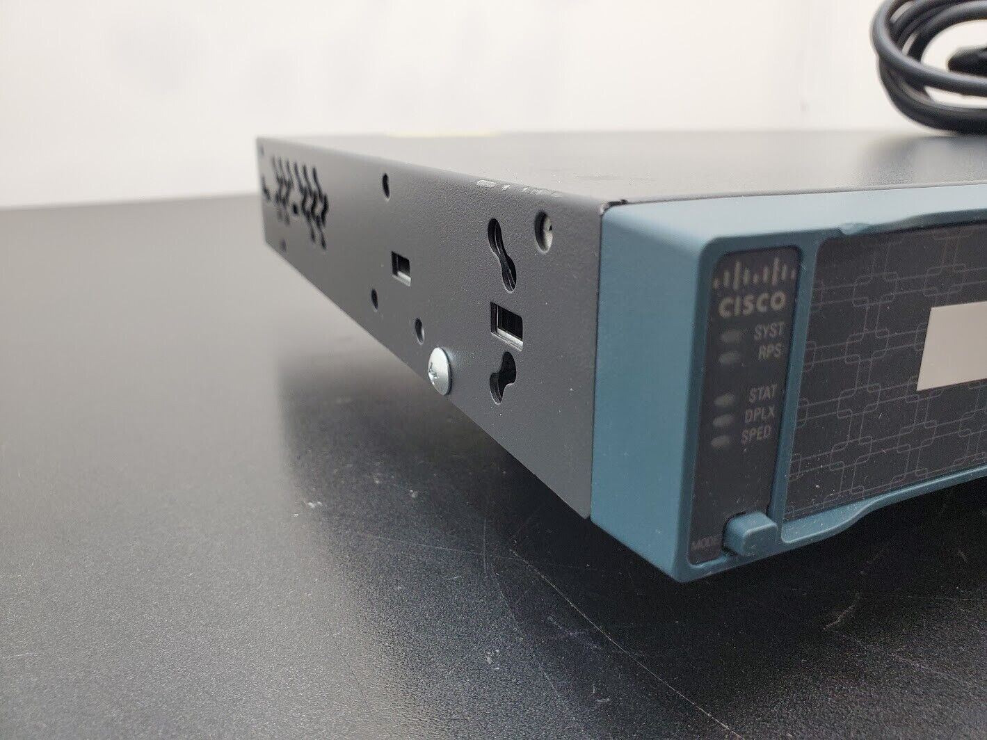 Cisco WS-C2960S-24TS-S - 24 Port Gigabit LAN Lite Switch