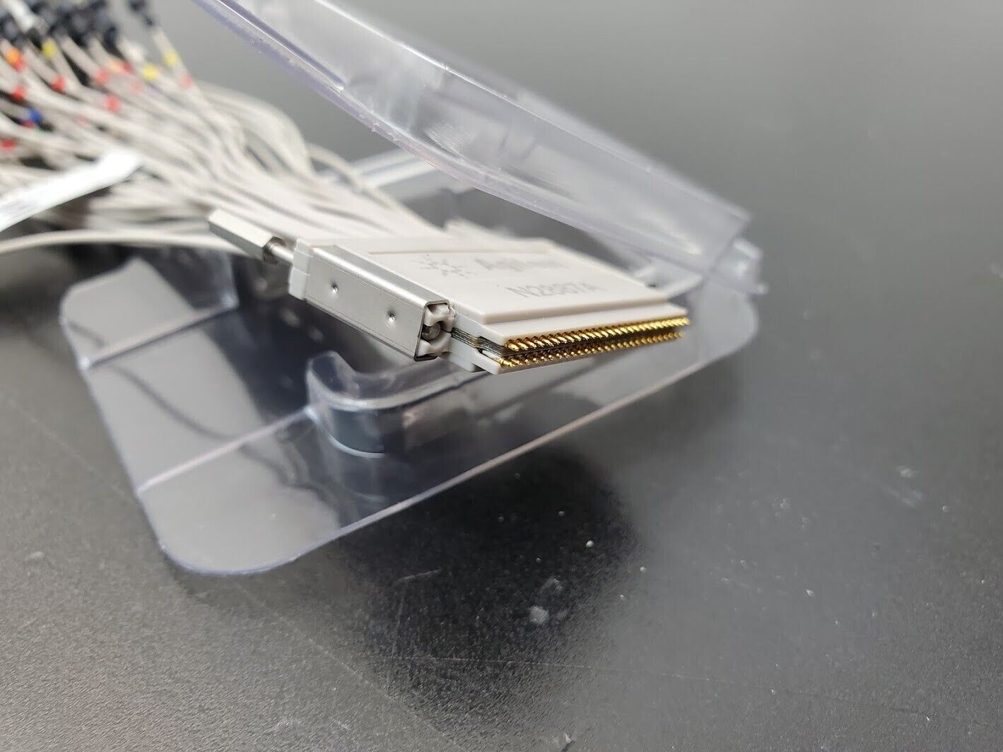 Agilent N2887A InfiniiMax Series probe adapter 36 Measurement Points with Case