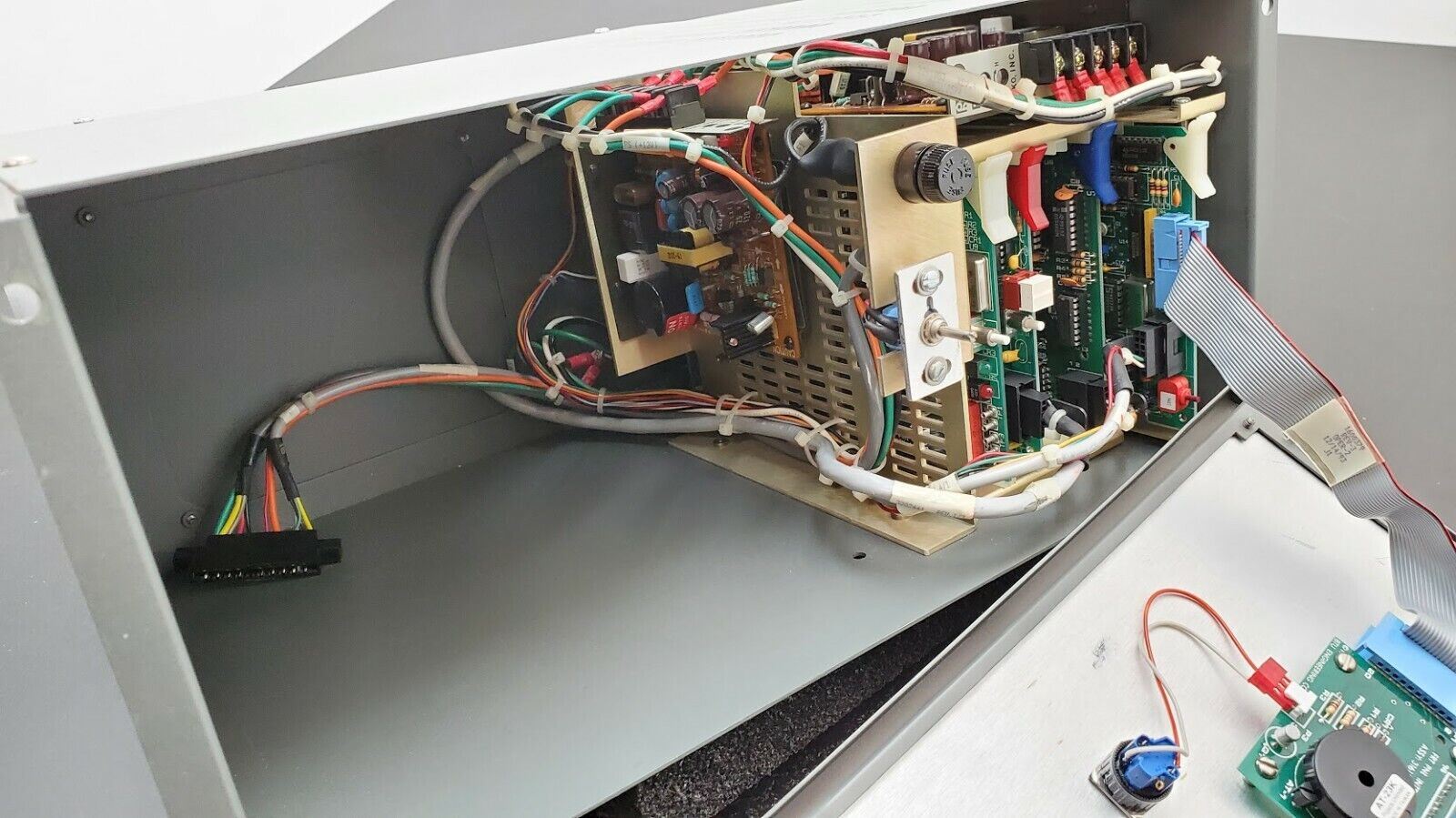 Bruce 7355X Semiconductor Process Control Unit no key no monitor 9017142-002 C3