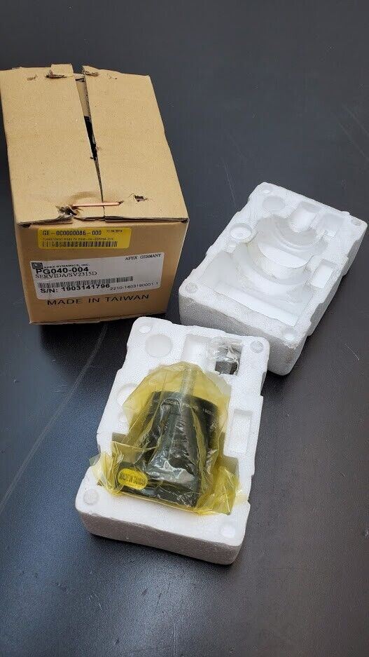 APEX DYNAMICS PG040 - 004 Planetary Servo Inline Gearbox Gear Reducer 4:1 NEW