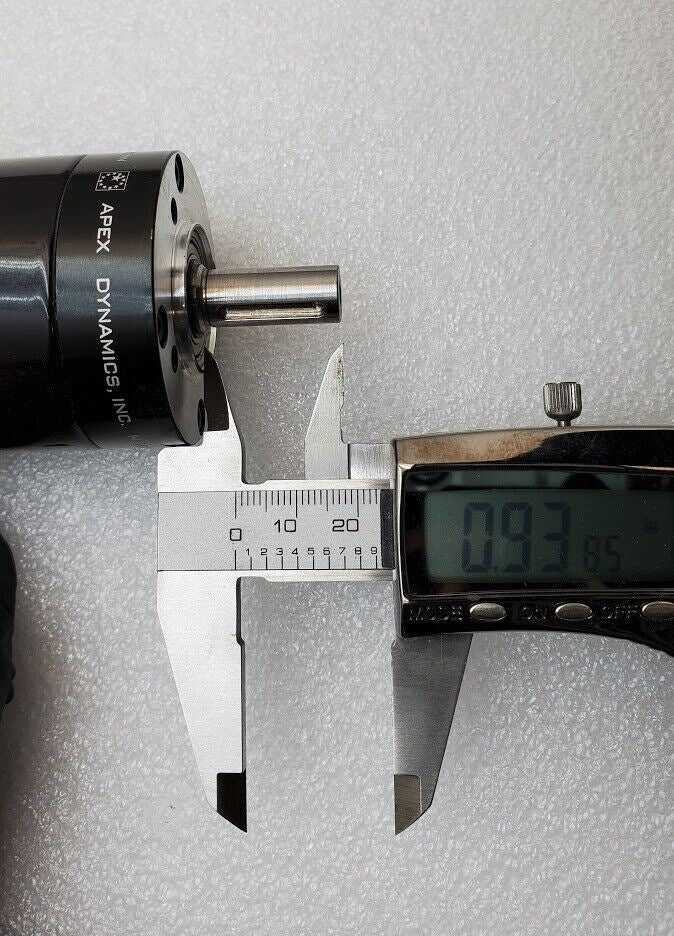 APEX DYNAMICS PG040 - 004 Planetary Servo Inline Gearbox Gear Reducer 4:1 NEW