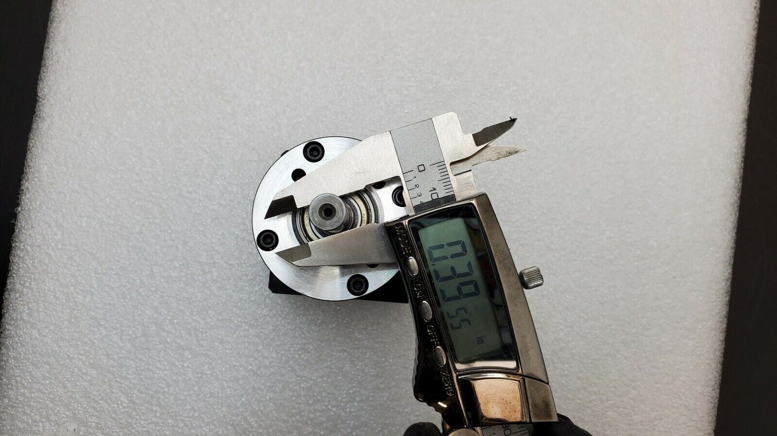 APEX DYNAMICS PG040 - 004 Planetary Servo Inline Gearbox Gear Reducer 4:1 NEW