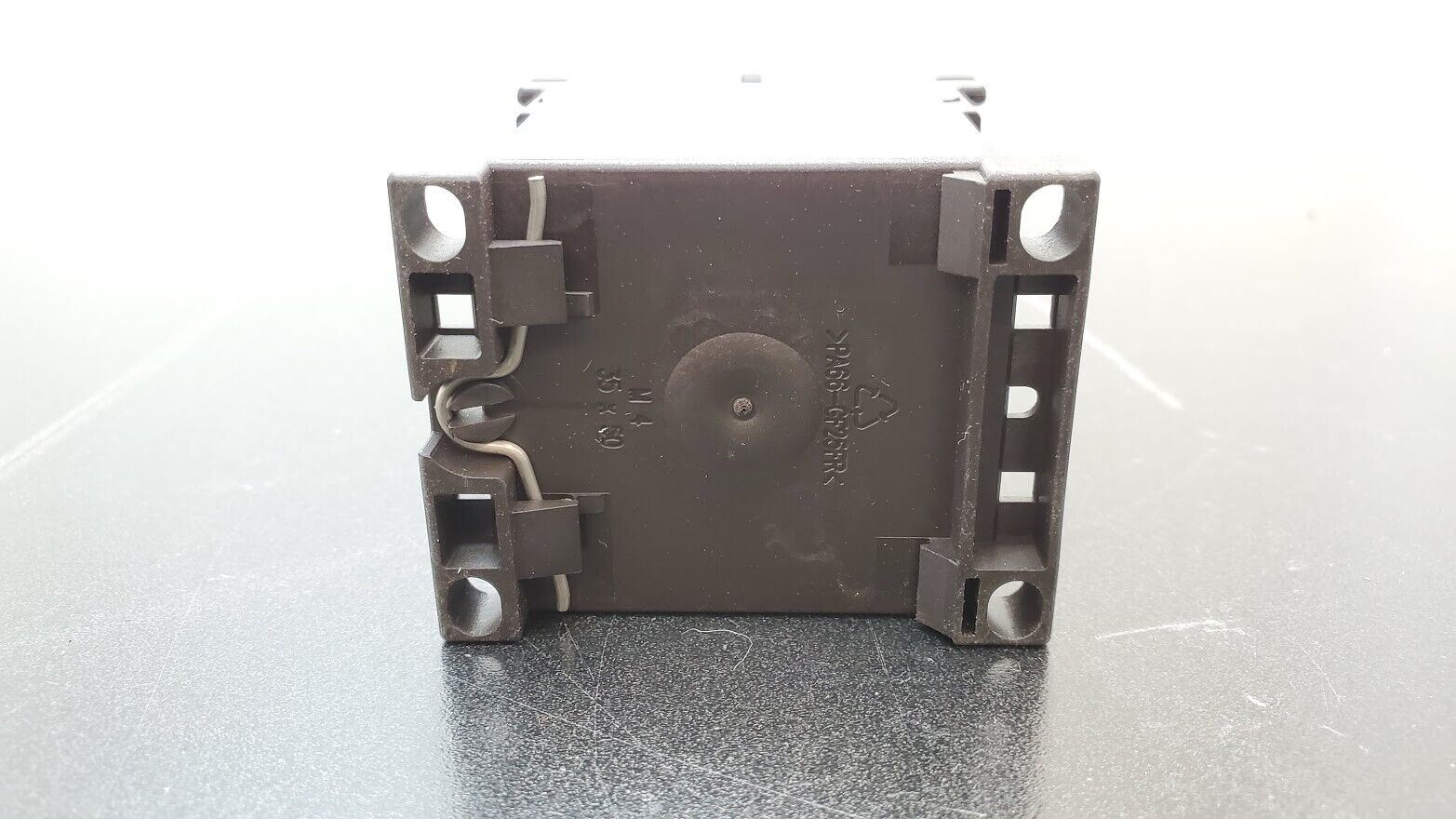 SIEMENS SIRIUS 3RH1131-1BB40 Contactor E05