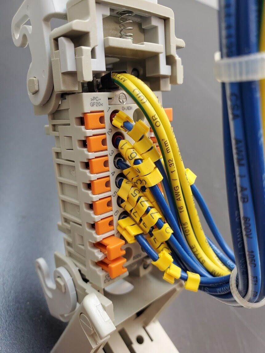 7x Harting IMB PC-GF20 DIN Rail Mount Serviceable Connector COB 05 16 24 CDF 40