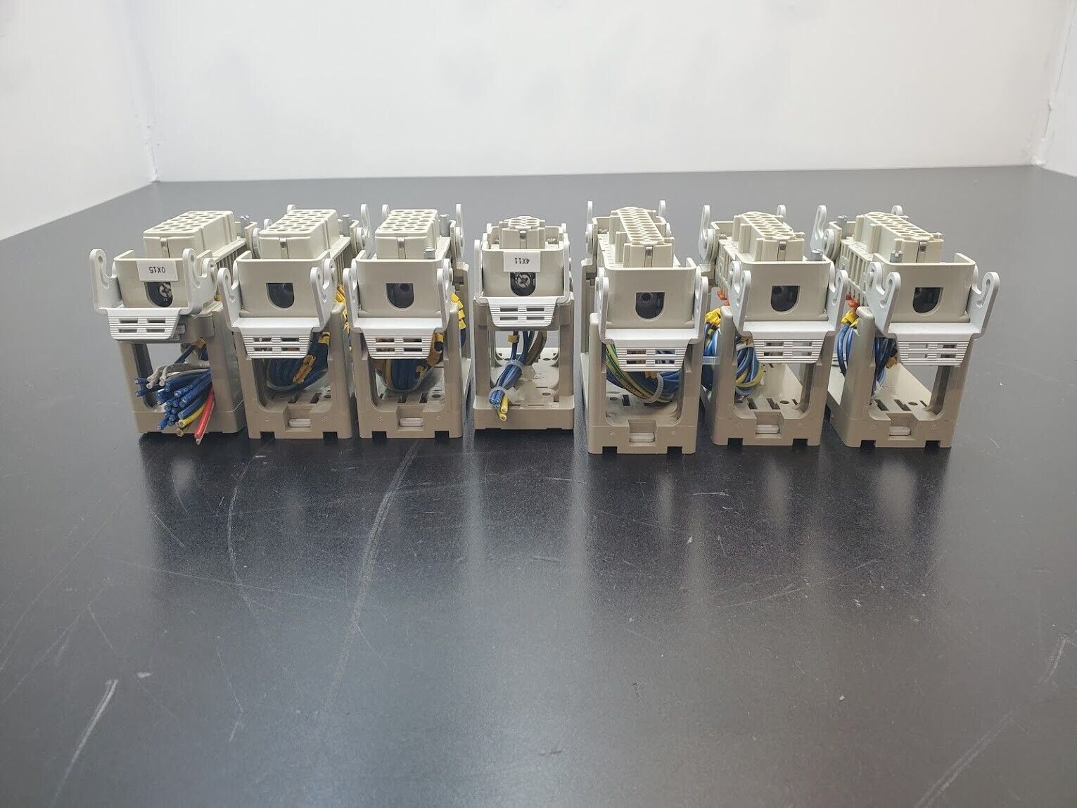 7x Harting IMB PC-GF20 DIN Rail Mount Serviceable Connector COB 05 16 24 CDF 40