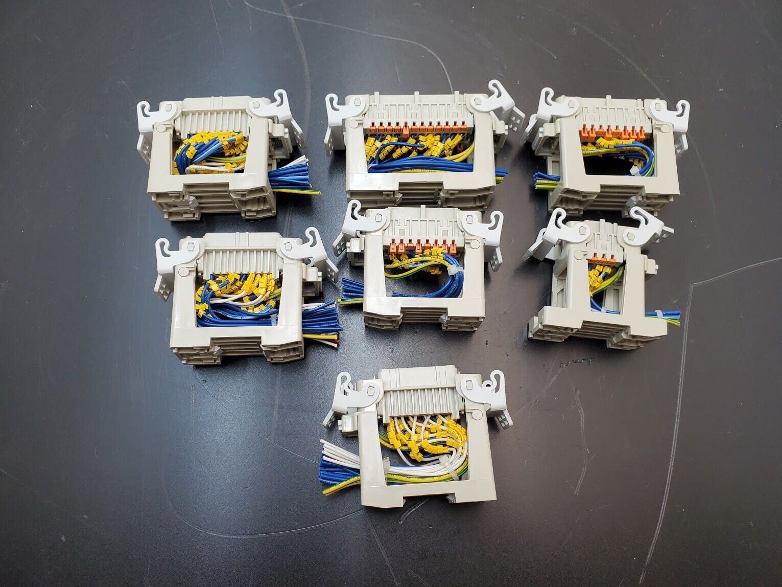 7x Harting IMB PC-GF20 DIN Rail Mount Serviceable Connector COB 05 16 24 CDF 40