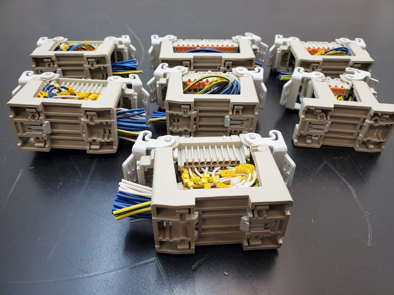 7x Harting IMB PC-GF20 DIN Rail Mount Serviceable Connector COB 05 16 24 CDF 40