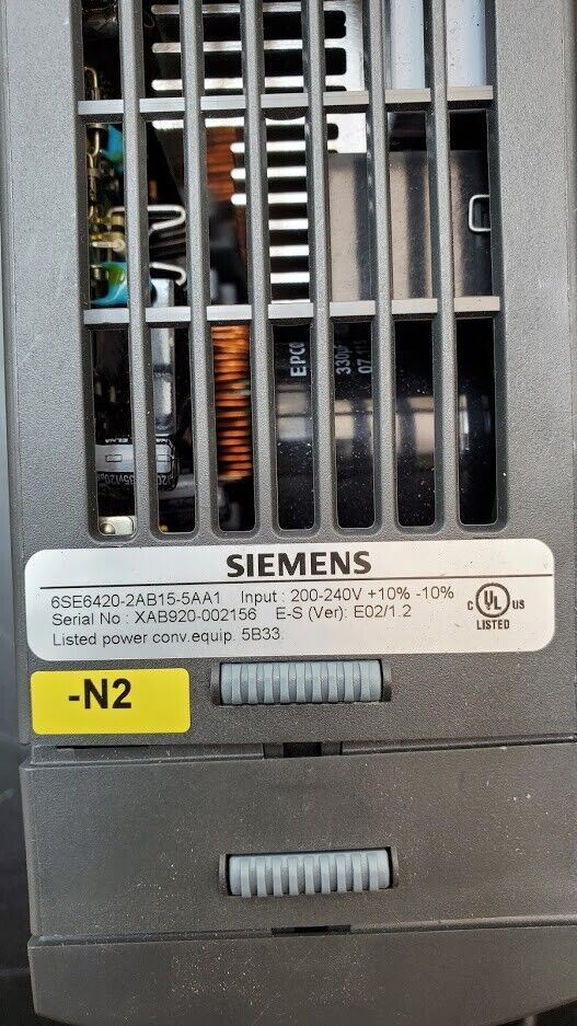 Siemens Micromaster 420 Drive 6SE6420-2AB15-5AA1 w/ 6SE6400-1PB00-0AA0 & Panel