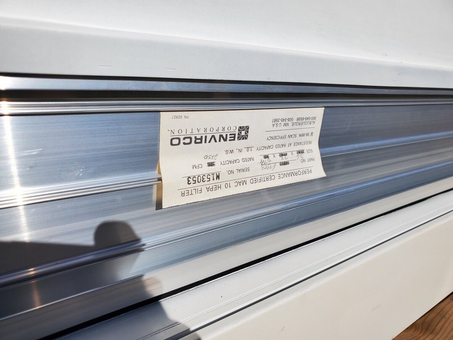 Envirco Unidirectional Flow Clean Bench Workstation HEPA MAC10 w/stand Downflow