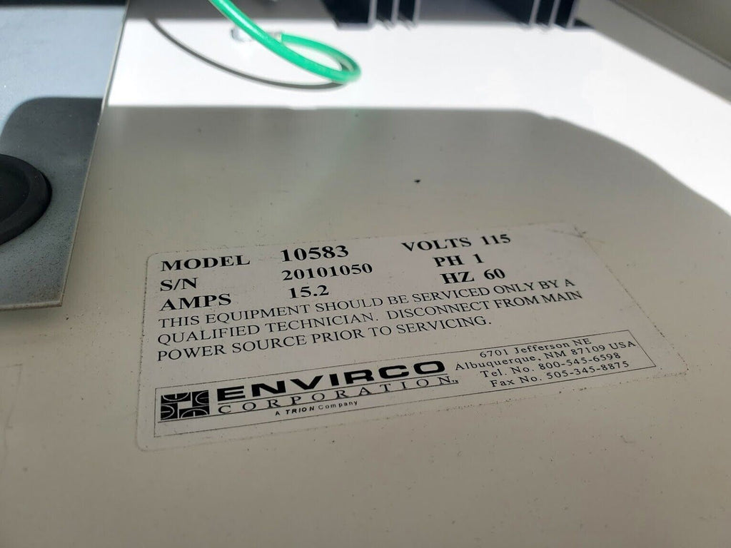 Envirco Unidirectional Flow Clean Bench Workstation HEPA MAC10 w/stand Downflow