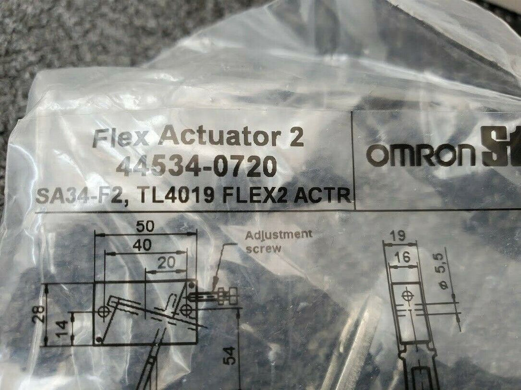 OMRON STI TL4019-40243F2M TL4019-4 24V FLX2 ACT 44534-0650 NEW Safety Interlock