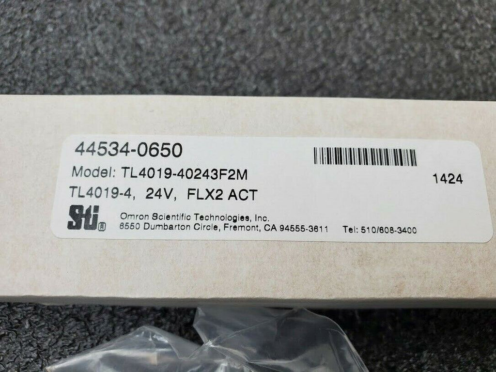 OMRON STI TL4019-40243F2M TL4019-4 24V FLX2 ACT 44534-0650 NEW Safety Interlock