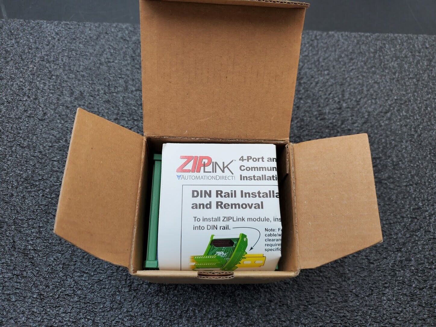 Automation Direct ZL-CDM-RJ12X10 ZIPLINK NEW IN BOX RJ12 10 Port DIN Rail
