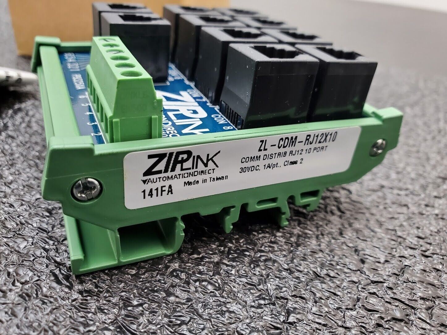 Automation Direct ZL-CDM-RJ12X10 ZIPLINK NEW IN BOX RJ12 10 Port DIN Rail