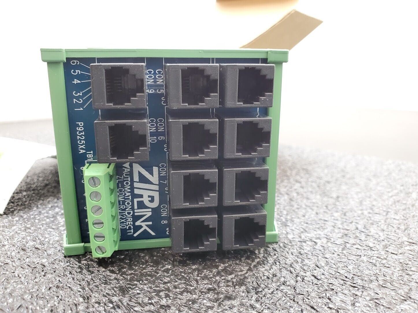 Automation Direct ZL-CDM-RJ12X10 ZIPLINK NEW IN BOX RJ12 10 Port DIN Rail