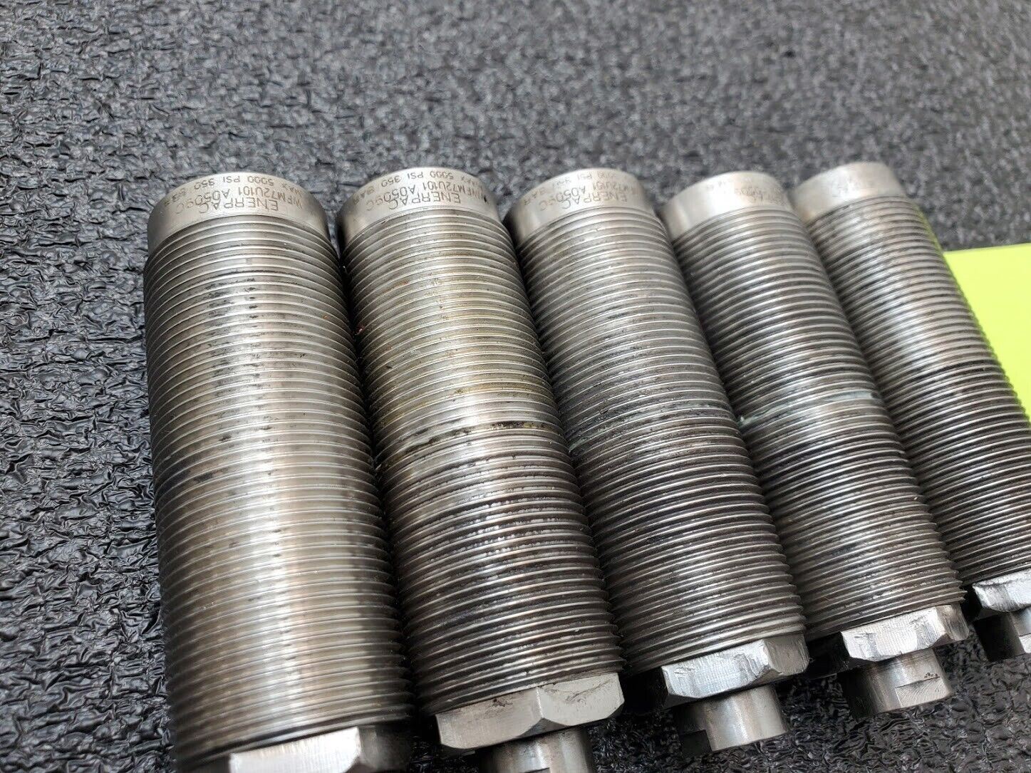 5x Enerpac WFM72 7 kN 9.9mm Stroke Work Support Manifold Mount Hydraulic 5kPSI B