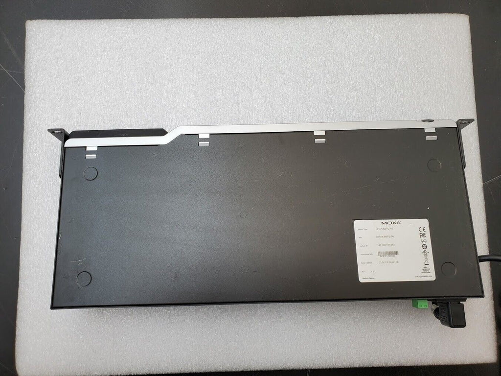 MOXA NPort 6610-16 16 Ports 8-pin RJ45 RS-232 Secure Device Server 100V~240Vac