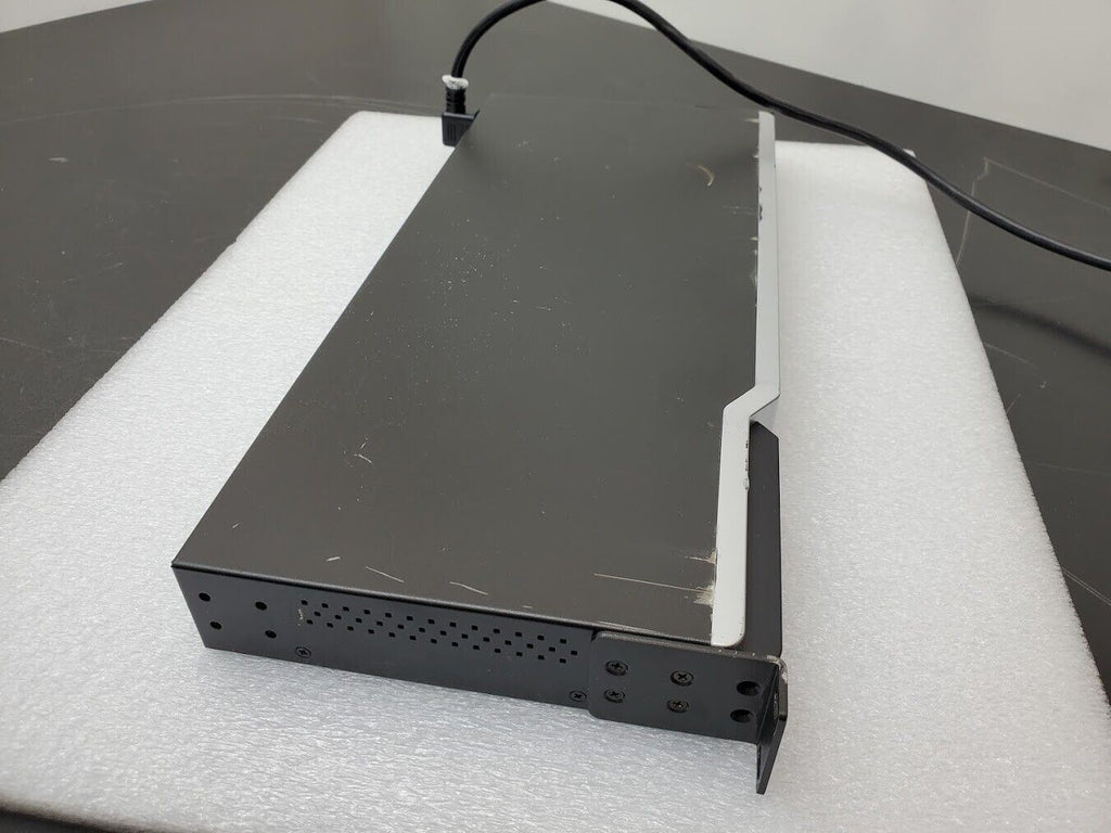 MOXA NPort 6610-16 16 Ports 8-pin RJ45 RS-232 Secure Device Server 100V~240Vac