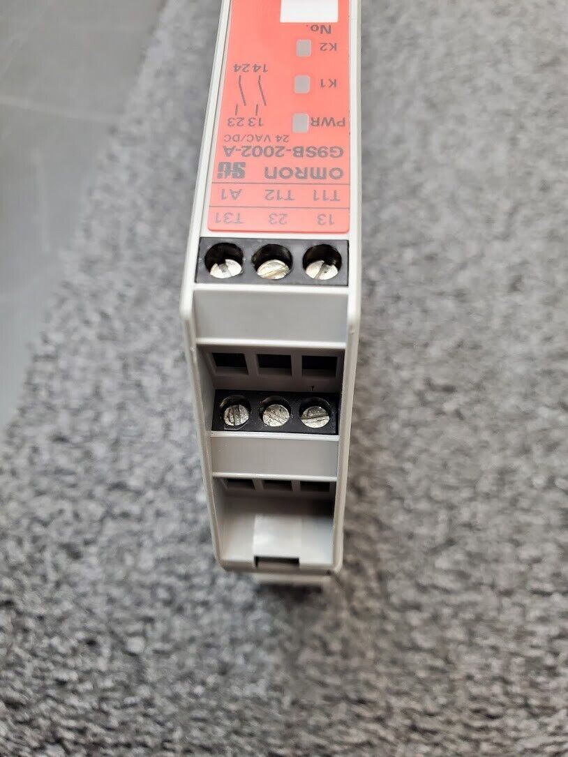 Omron STI Safety Control Relay G9SB-2002-A 24VAC/DC 250VAC 5A Contact 30VDC 5A