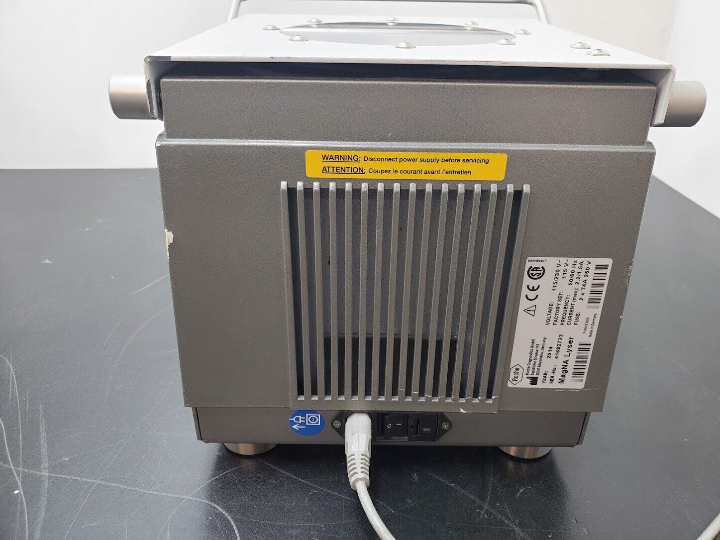 Roche MagNA Lyser Benchtop Homogenizer 7000 RPM  115VAC Tested Working yr: 2014