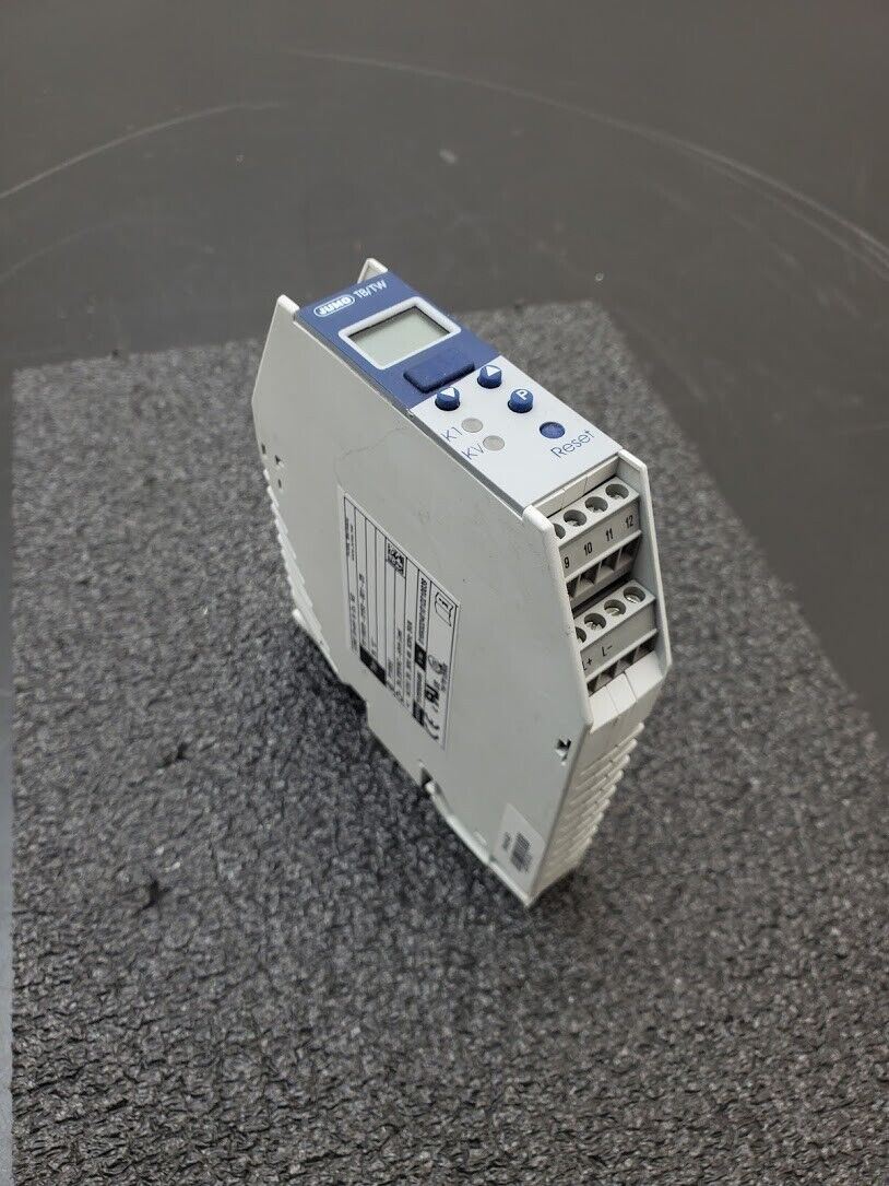 Jumo TB/TW 701160/8-0153-001-25 TB "0" Pt1 Temperature Limiter Monitor 3A 230VAC