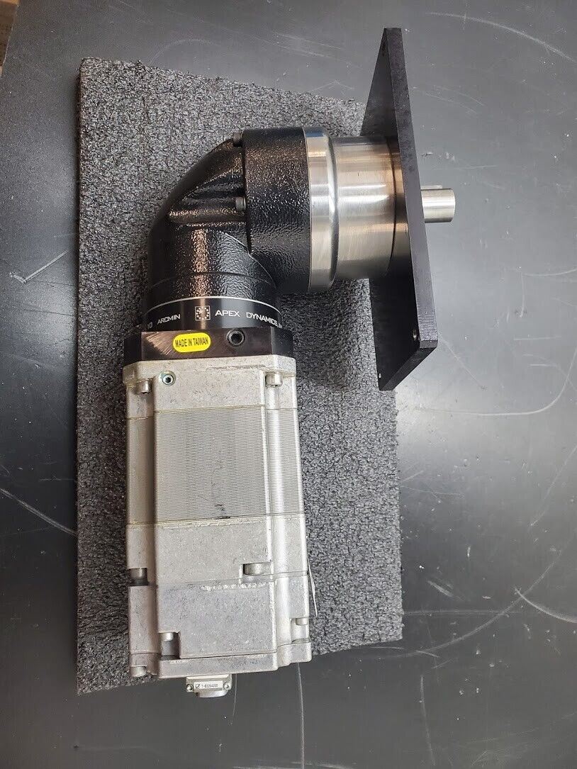 Siemens 1FK7042-5AF21-1UA0 AC Servo Motor Apex AER090 5:1 Right Angle Gearhead