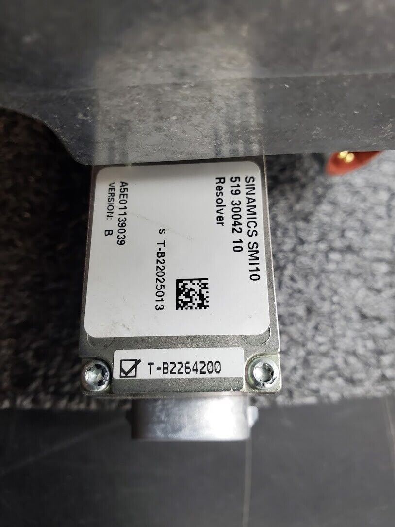 Siemens 1FK7042-5AF21-1UA0 AC Servo Motor Apex AER090 5:1 Right Angle Gearhead