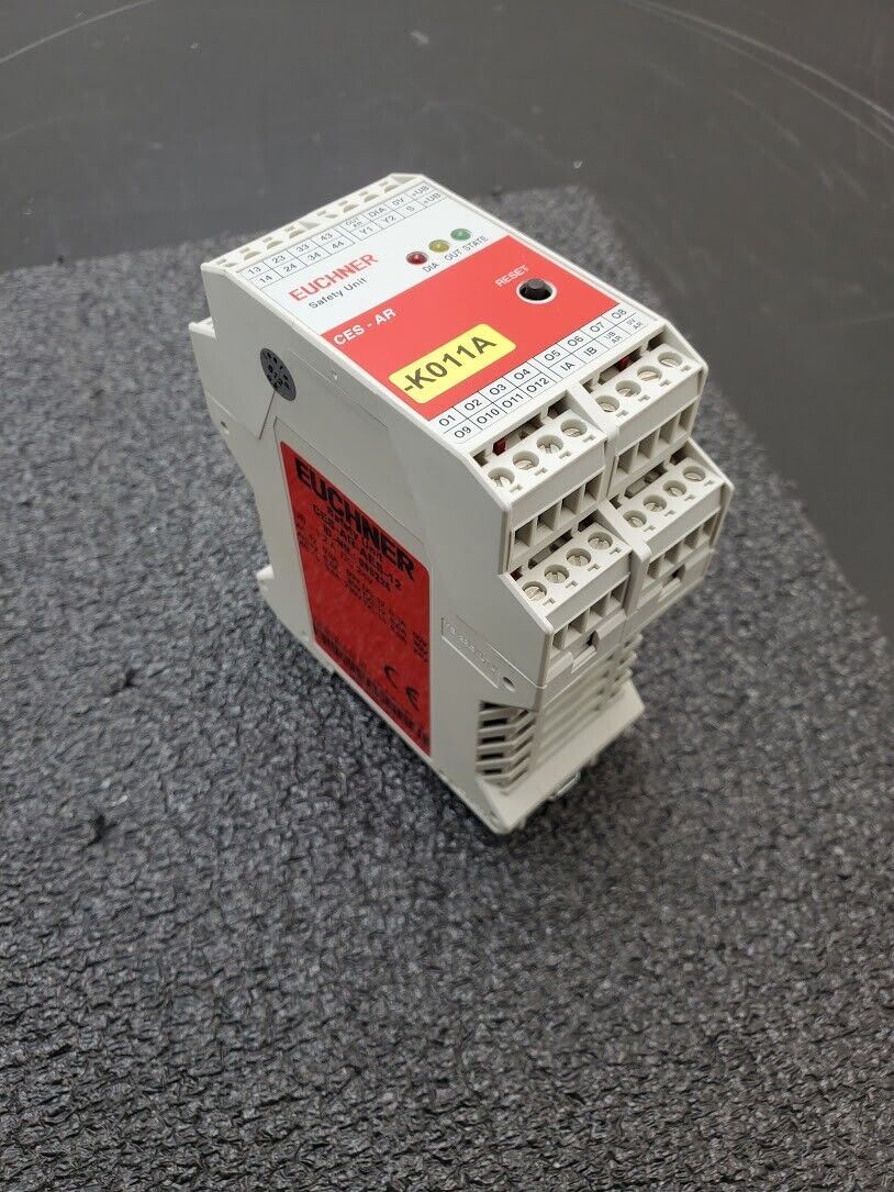 Euchner CES-AR-AES-12, CESARAES12  Safety Unit DIN Rail 4x Safety Relays