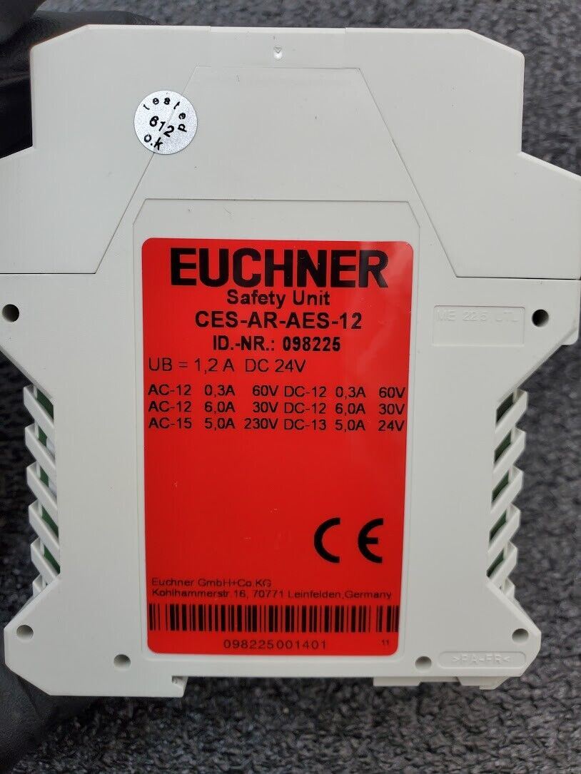 Euchner CES-AR-AES-12, CESARAES12  Safety Unit DIN Rail 4x Safety Relays
