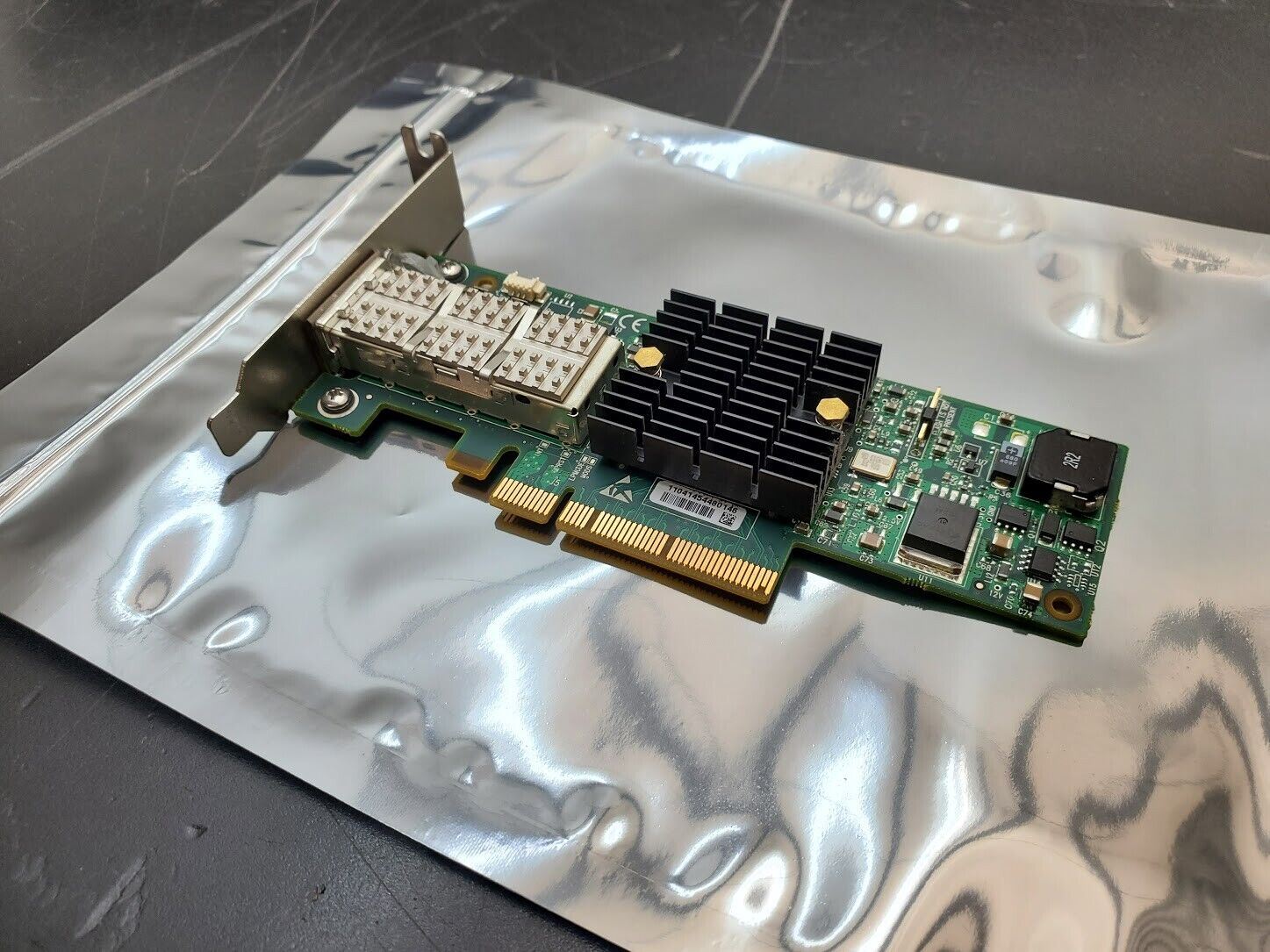 Mellanox MHQH19B-XTR Single Port 40Gb/s QDR PCIe Gen2 5.0 GTs VPI Adapter