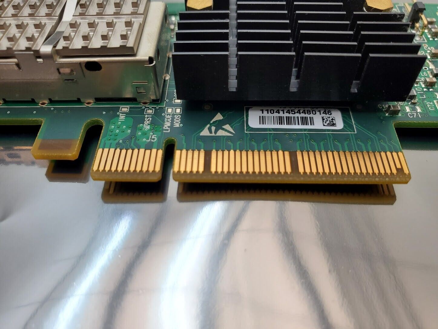 Mellanox MHQH19B-XTR Single Port 40Gb/s QDR PCIe Gen2 5.0 GTs VPI Adapter