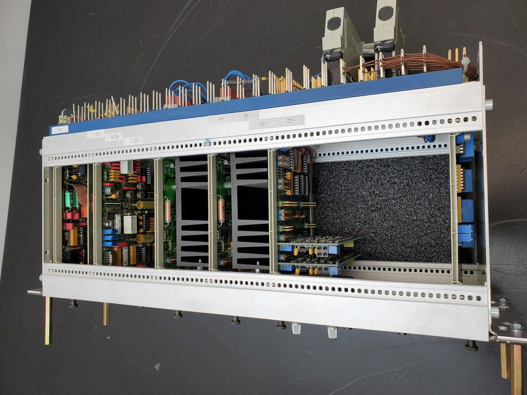 Leybold APS 1104 Evaporator Control Rack EMK11 LES05 Sweep Control ASG04 AFB04