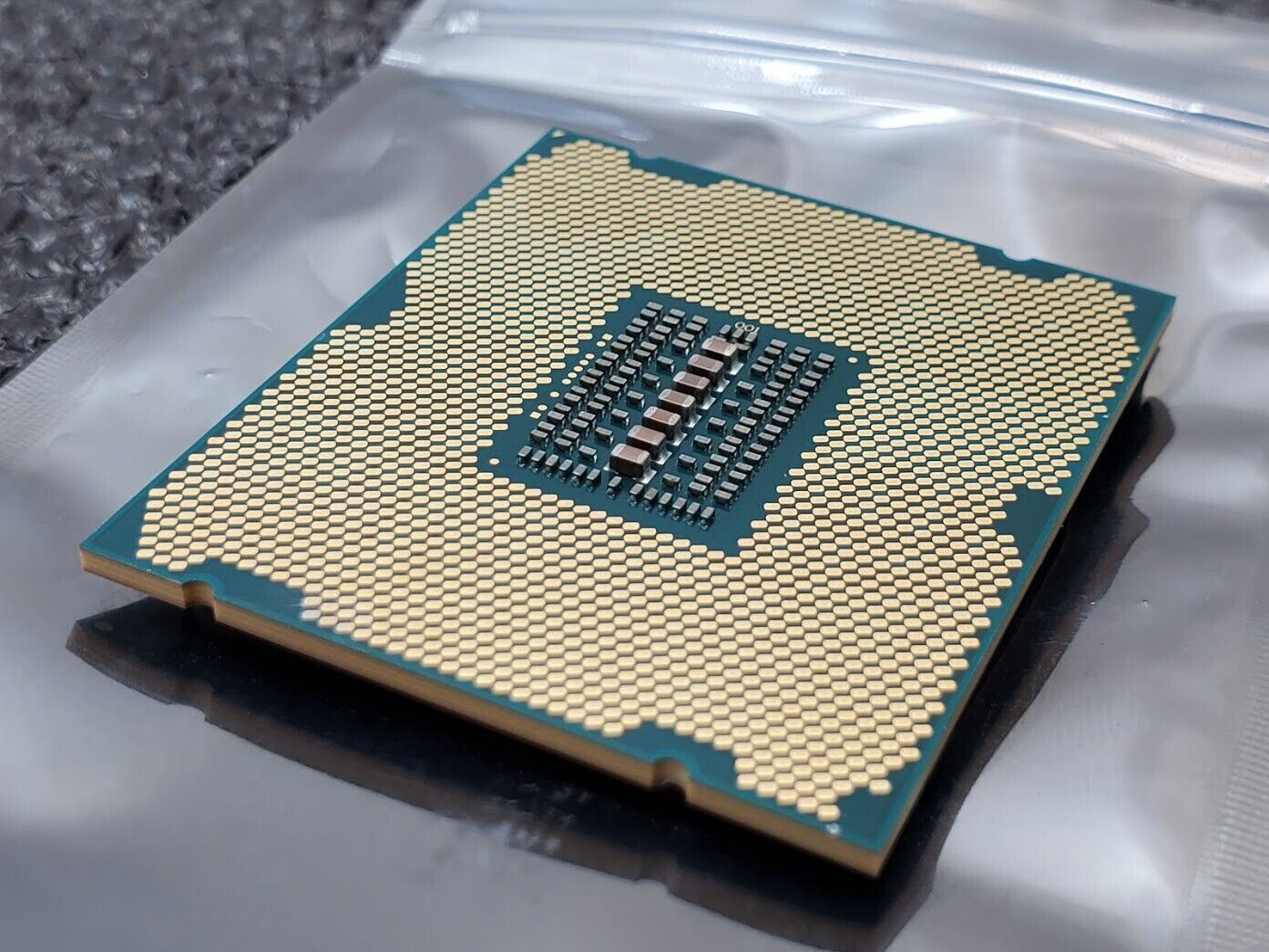 Intel Xeon E5-2658v2 10-Core 2.40GHz SR1A0 25MB LGA 2011 CPU Working Pull