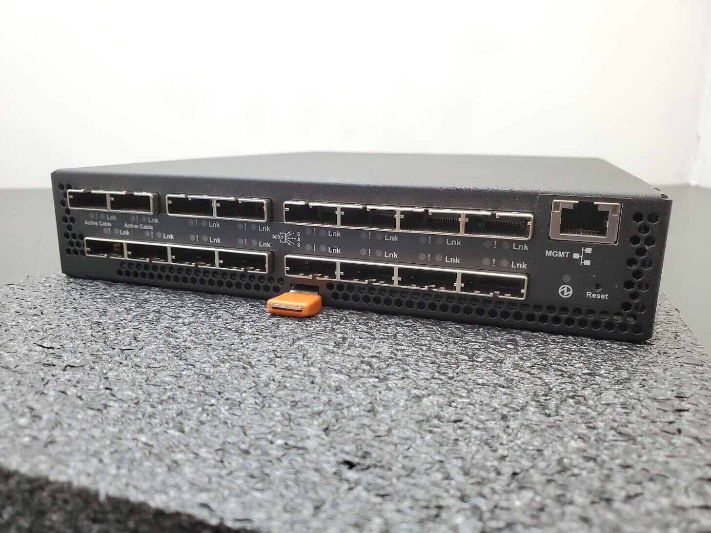 LSI SAS6160 16 Port 6Gb SAS SATA Switch 12V 3.5A GUI CUI Embedded SDM