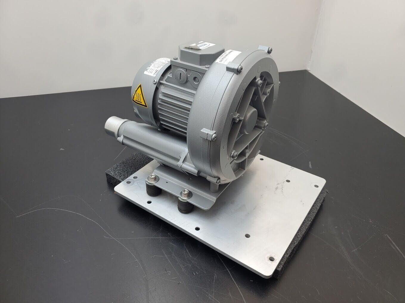 Rubin 90 Briwa Tec Vacuum Regen Regenerative Blower 3PH 240V 0.5kW 166mbar 64cfm