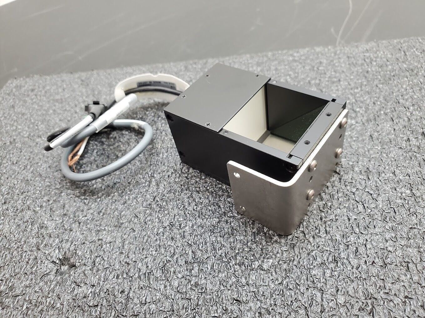 CCS LFV3-35SW Industrial Camera Illuminator Machine Vision 24VDC White Light