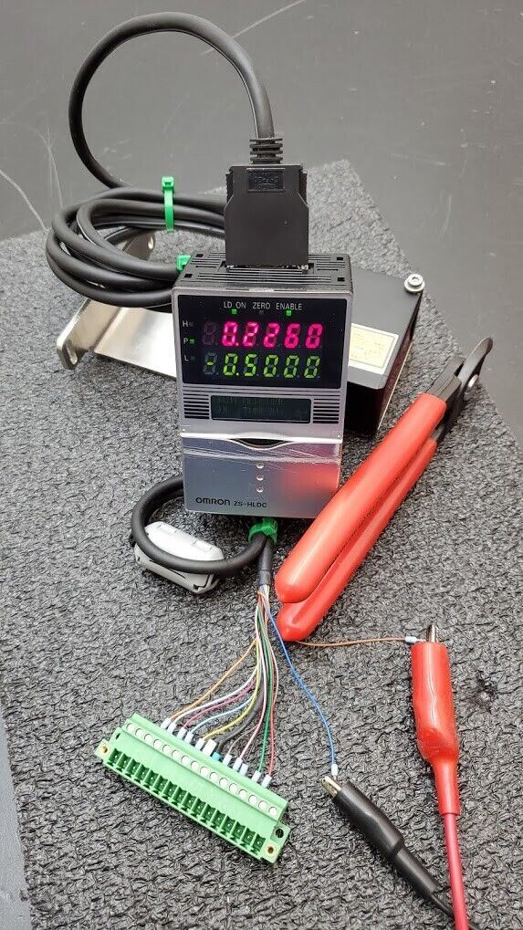 Omron ZS-HLDC41 Smart Sensor Controller + ZS-LD20T Laser Distance Meter Sensor