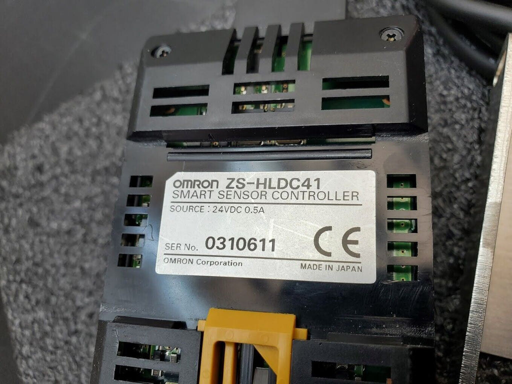 Omron ZS-HLDC41 Smart Sensor Controller + ZS-LD20T Laser Distance Meter Sensor